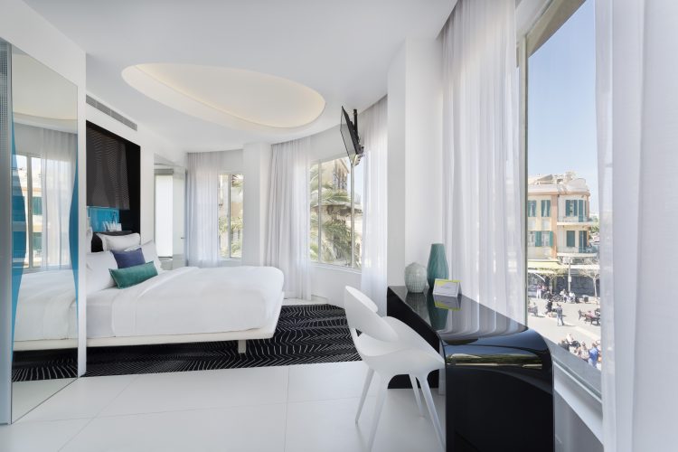 Enjoy a luxurious stay in the heart of the city at this boutique hotel