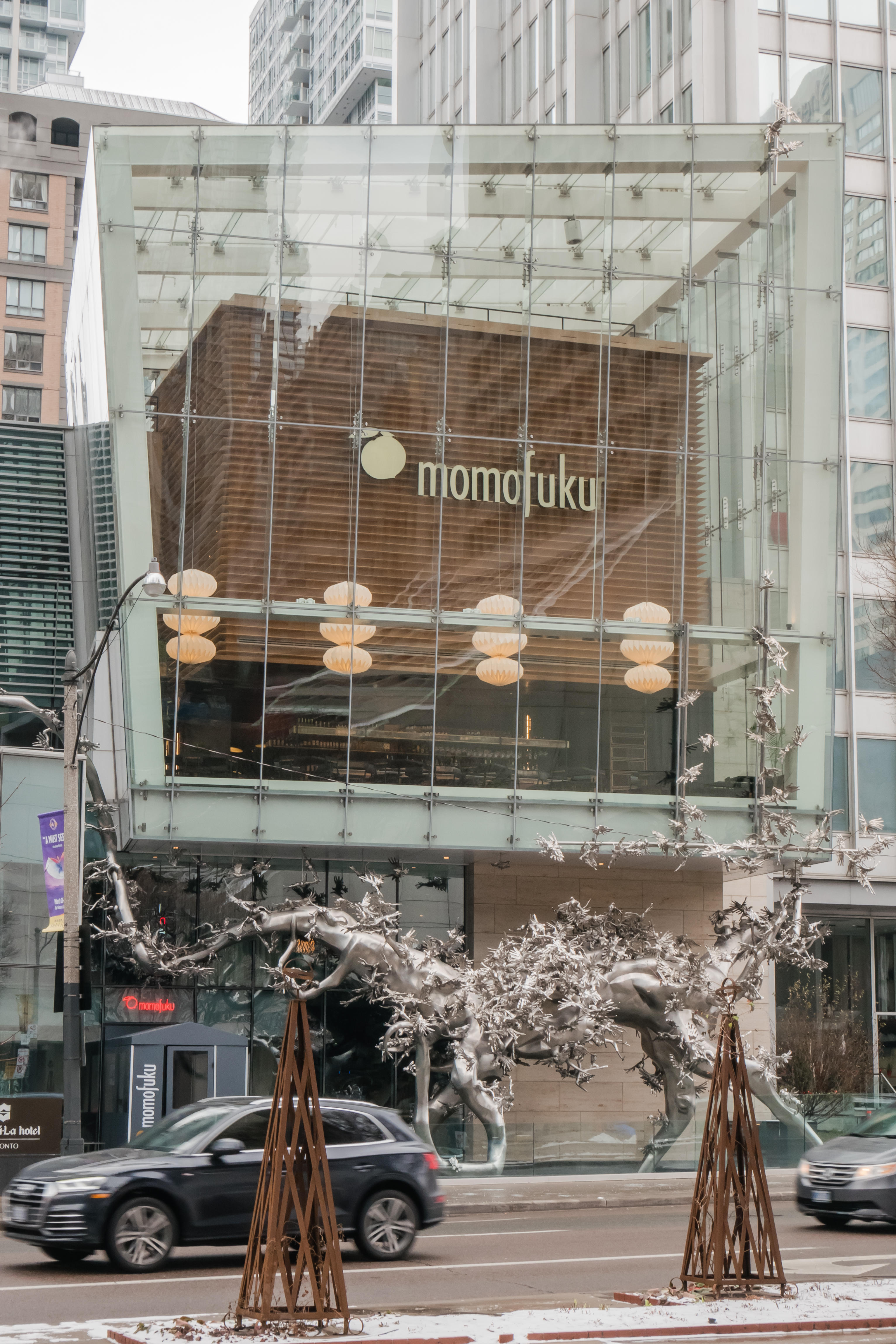 momofuku restaurant exterior in toronto canada