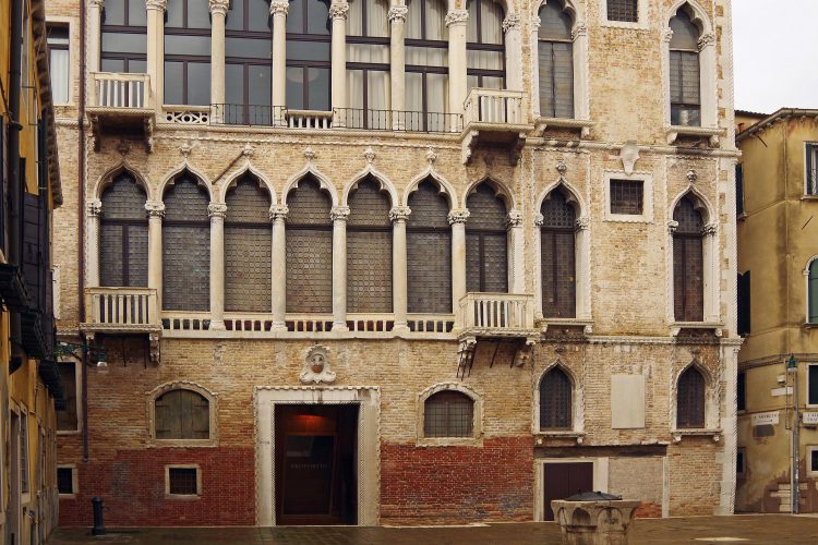 The Palazzo Fortuny hosts temporary art exhibitions