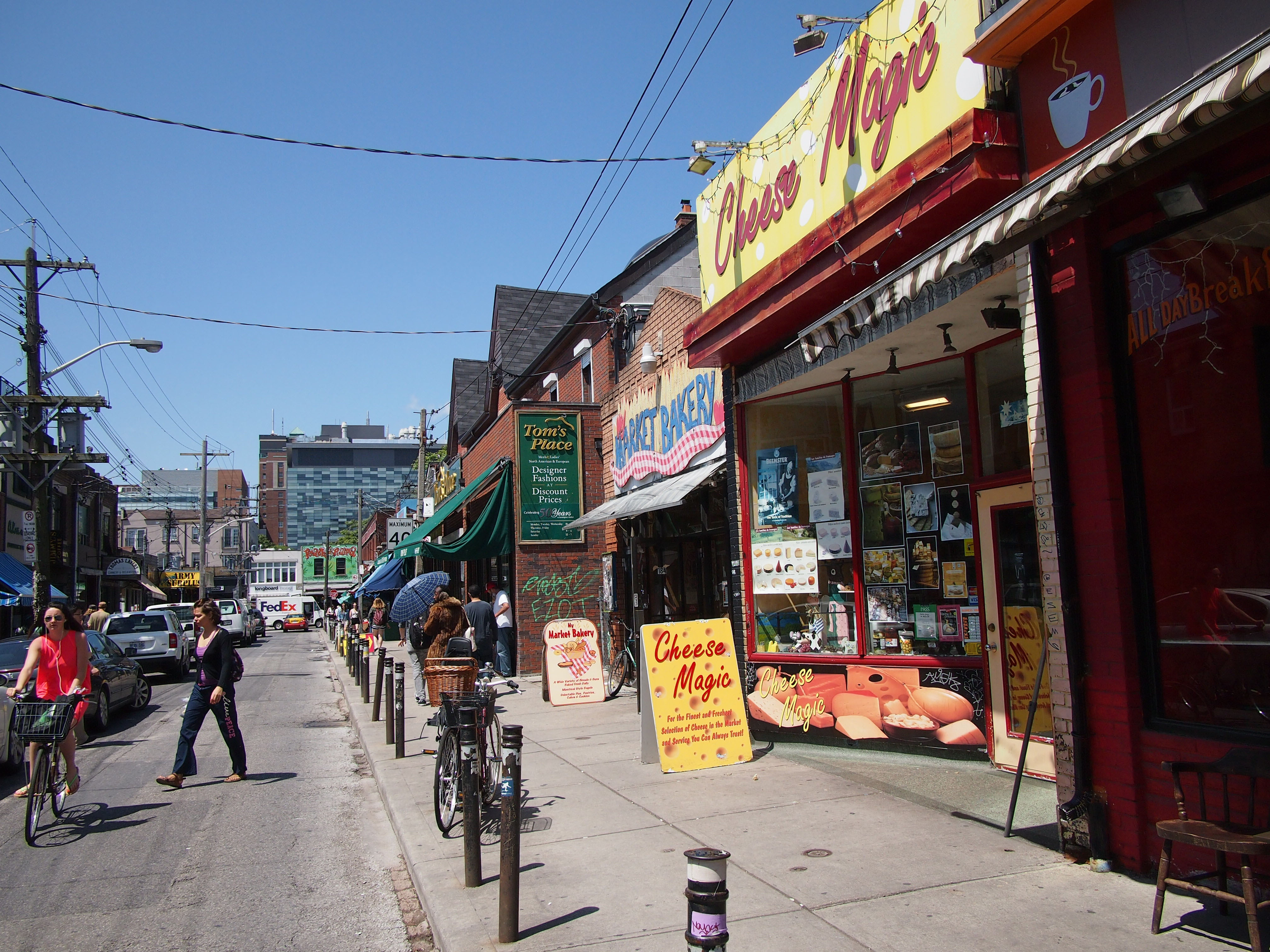 Kensington Market, Toronto ethnic Bohemian shopping area