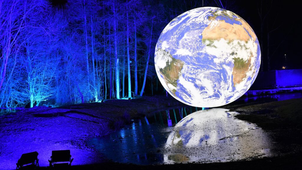 Fjord Oslo's Outdoor Light Art Festival Will Illuminate Norway Again