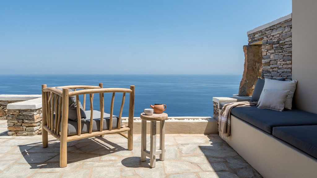 The Best Hotels in Sifnos for Every Traveller