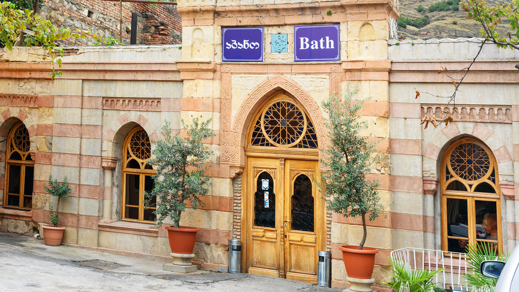 Hot Springs in You Must Visit