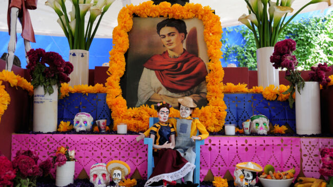 altar a frida kahlo