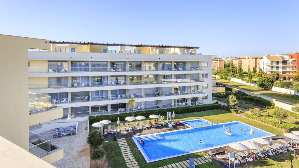 The Best Bars in Vilamoura Portugal Culture Trip