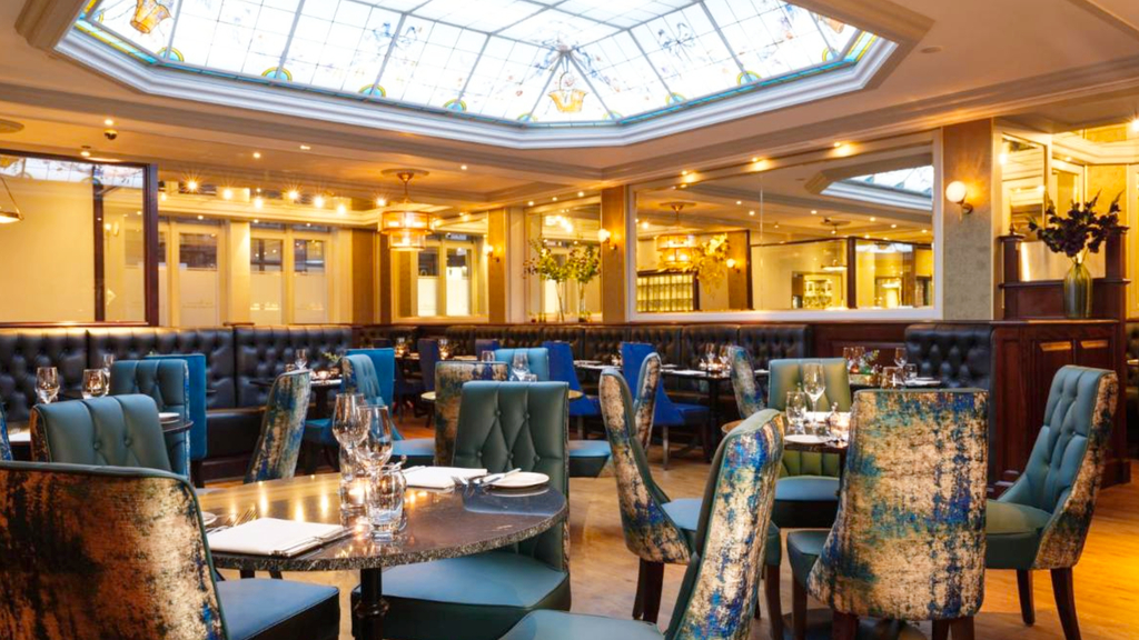 The Best Hotels to Book Near Chester Zoo