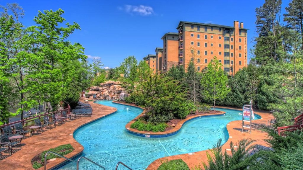 The Best Hotels with Hot Tubs to Book in Pigeon