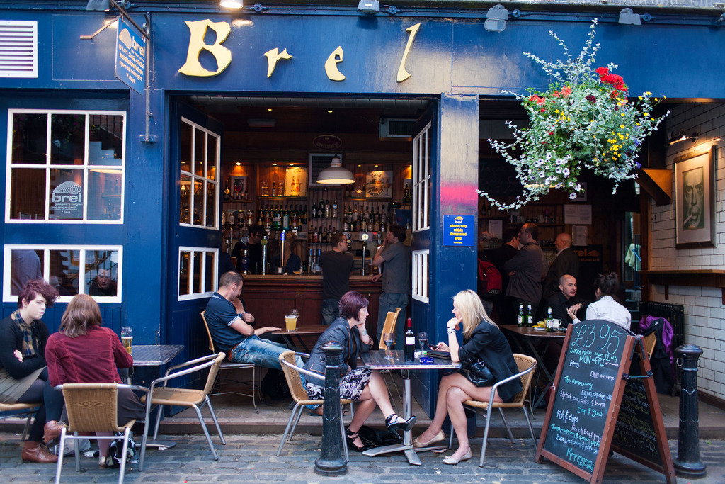 The Best Bars in Glasgow, Scotland