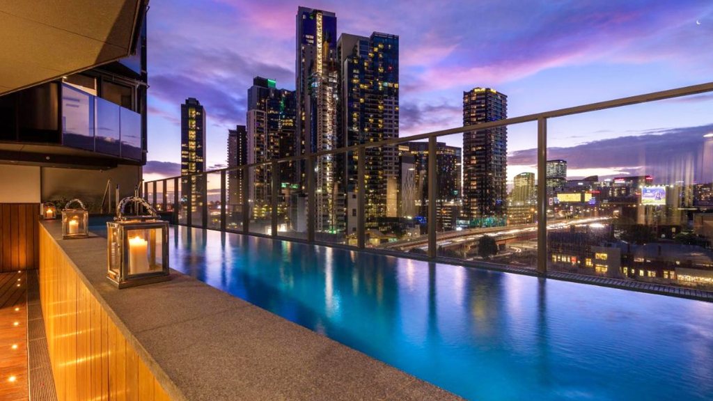 The 5 Best Infinity Pools in Melbourne, Australia